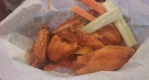 chicken wings at wing and fish company