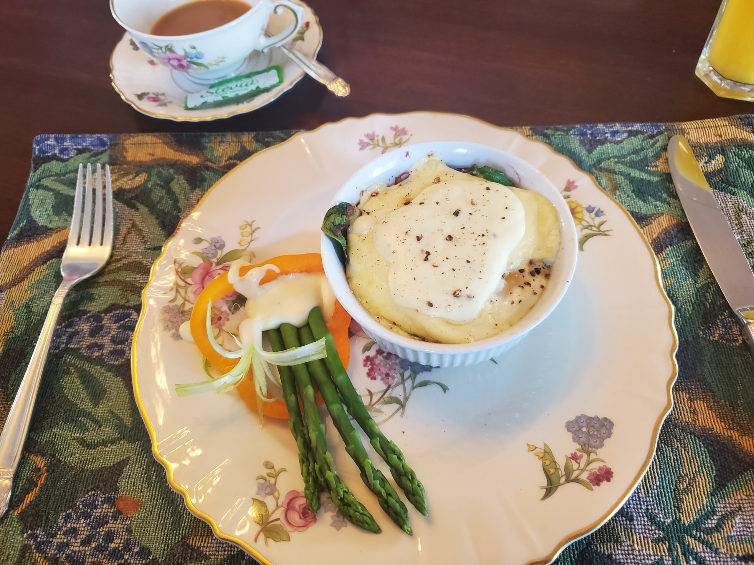 Dowless Casserole: Recipes from The Verandas Bed & Breakfast